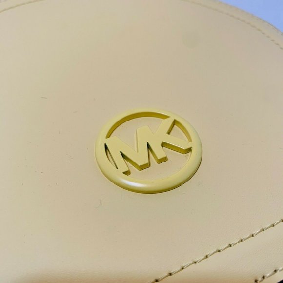 Michael Kors Womens Cross Body Strap Canteen Bag - Picture 9 of 9